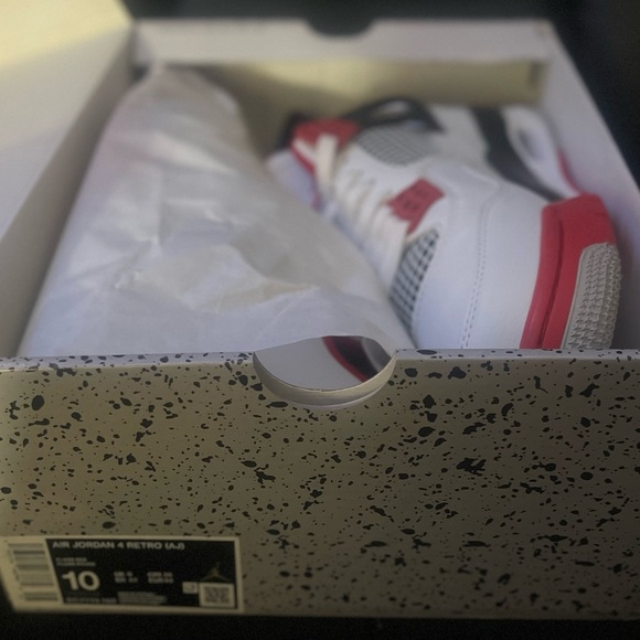 AIR JORDAN 4 RETRO (FLAME RED) SIZE 10 MEN BRAND NEW - Picture 4 of 4
